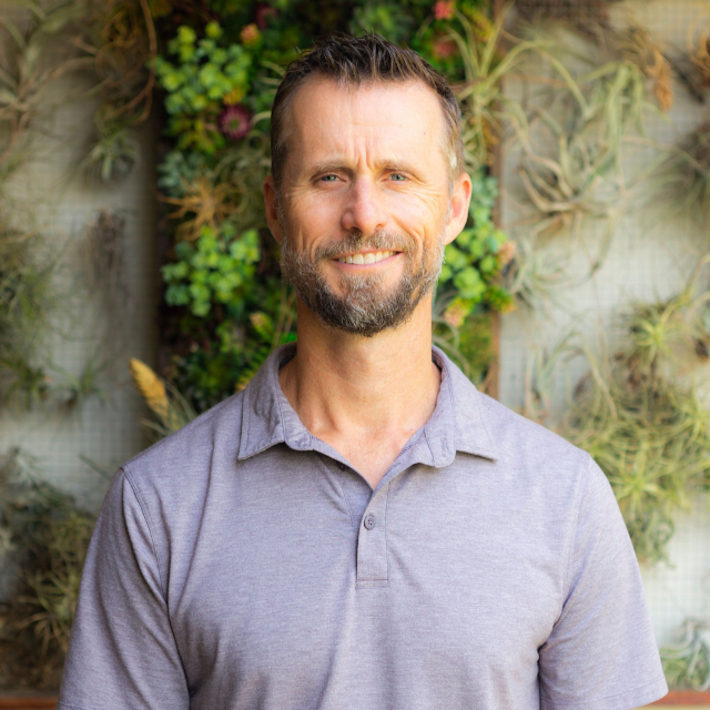Dr. Jon Gundlach, D.C.