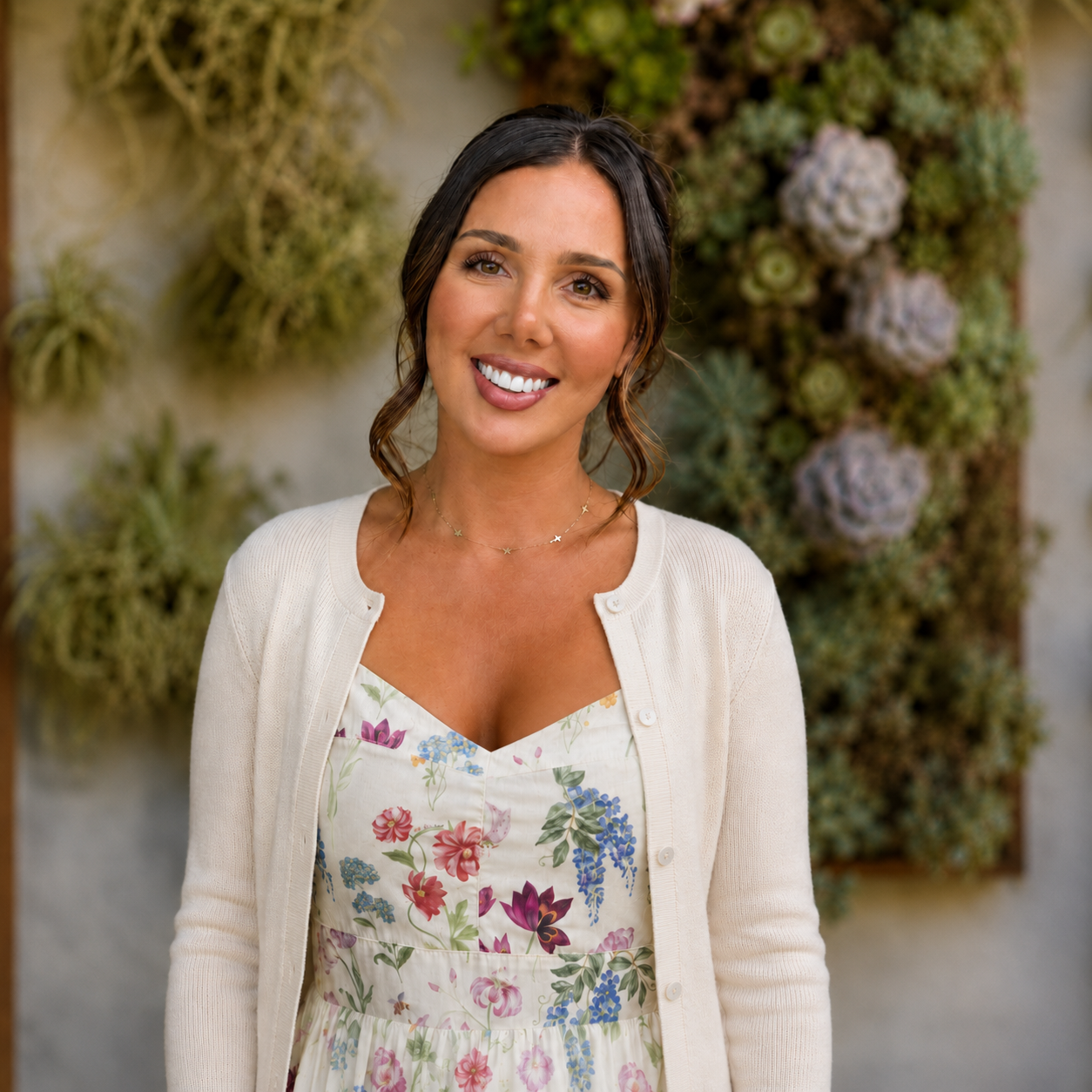 Elena Elders